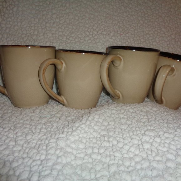 Pfaltzgraff Briar Coffee Cups / Mugs Set of 4 - Picture 3 of 7